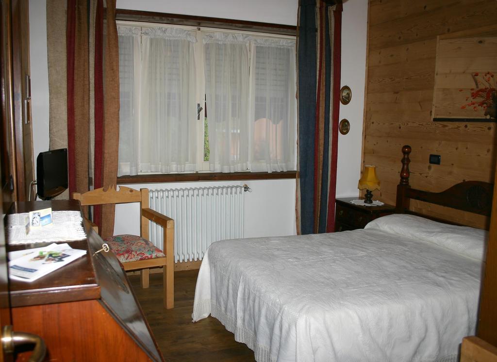 Albergo Martinet Vernante Phòng bức ảnh