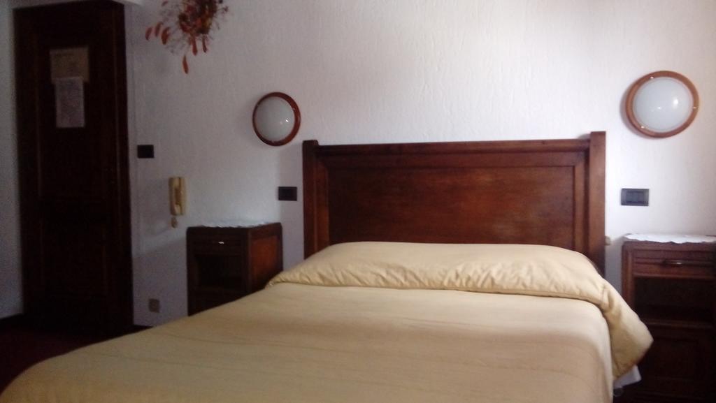 Albergo Martinet Vernante Ngoại thất bức ảnh